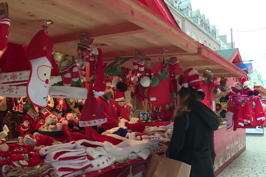 VIDEO Plus d un million de visiteurs pour le marché de Noël d Amiens