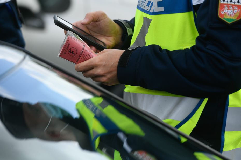 Fraude Au Permis De Conduire Un R Seau D Ampleur Nationale D Mantel