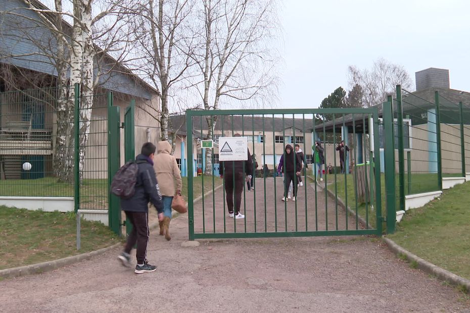 Tentative d agression au couteau au collège de Vire le jeune mis en