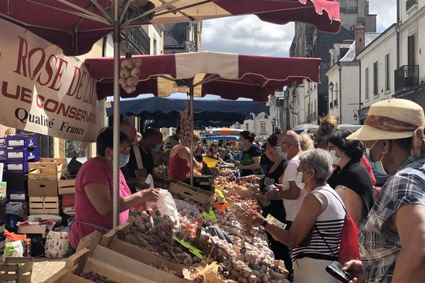 Tours La Foire Lail Et Au Basilic Une Tradition Incontournable De