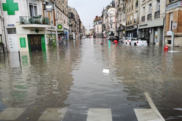 Orage A Reims Troisieme Inondation En Moins De Deux Semaines Avenue Jean Jaures On N En Peut Plus