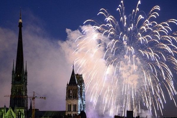 Le feu d'artifice était tiré à la même heure que celui du Havre