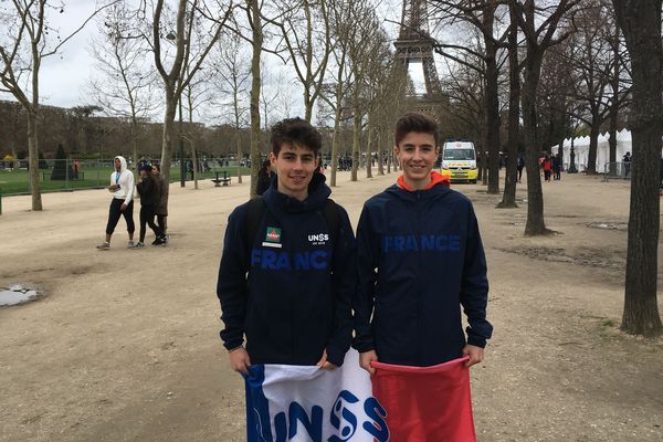 Félix et Etienne, athlètes au championnat du monde de cross-country (sport scolaire), à Paris, le 4 avril 2018.