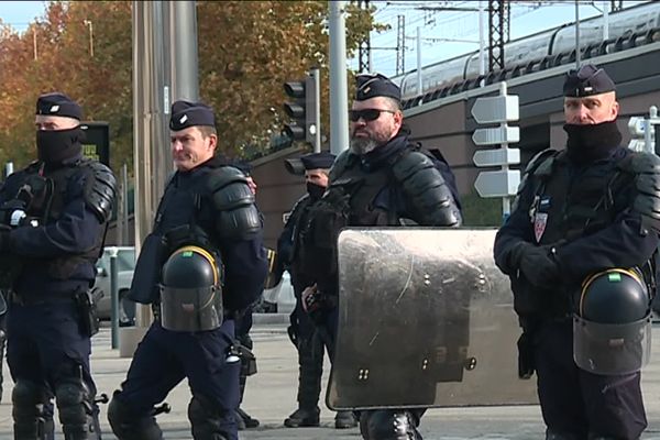 Des CRS dans les rues de Montpellier - archives.