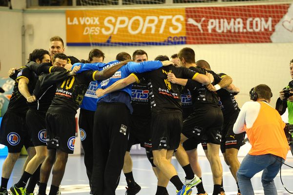 La joie des joueurs de l'USDK après la victoire face à Paris. 