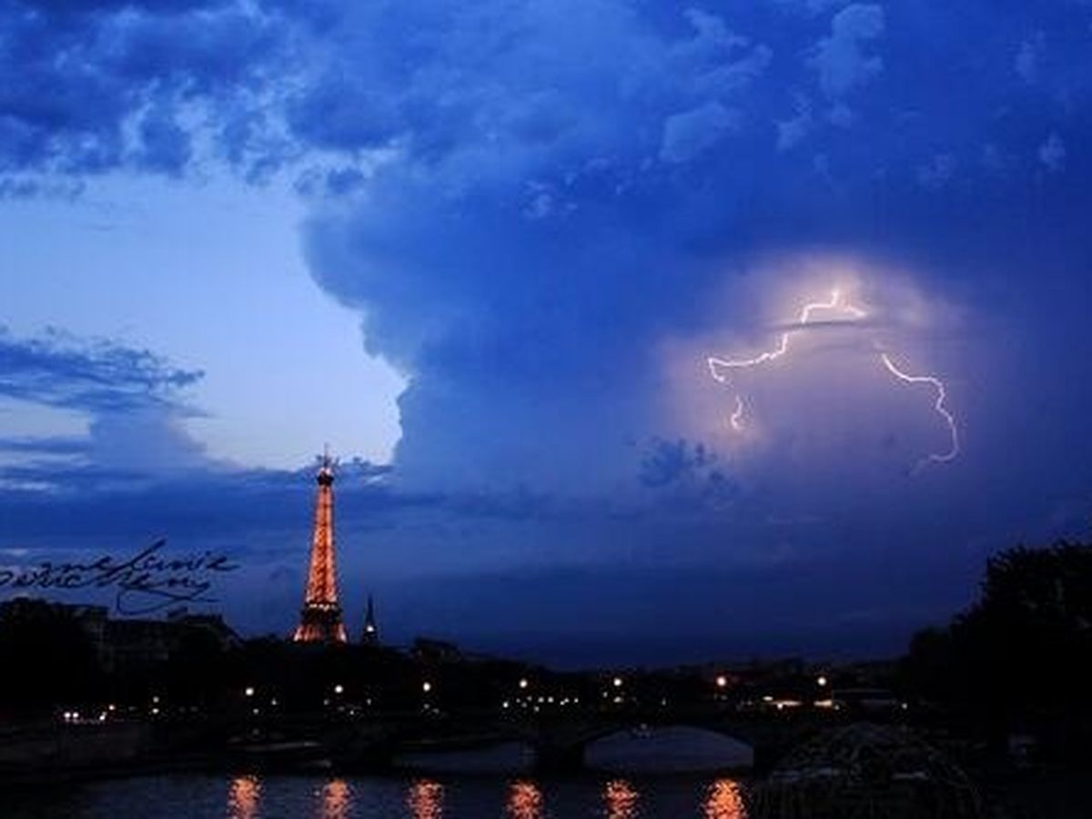 En Images Paris Sous L Orage