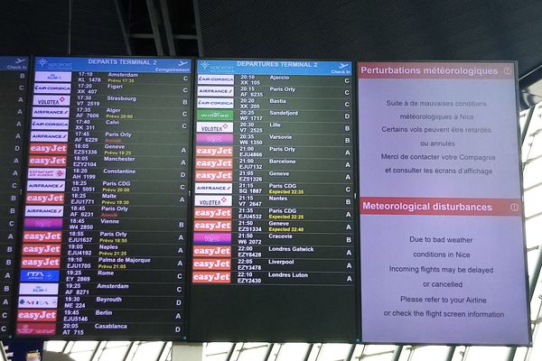 À 17h ce jeudi, le trafic aérien était encore perturbé à l'aéroport de Nice du fait des conditions météorologiques.