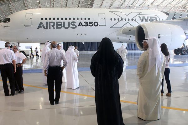 Un Airbus A 350-900 en présentation à l'aéroport international de Koweit City au mois de novembre 2015