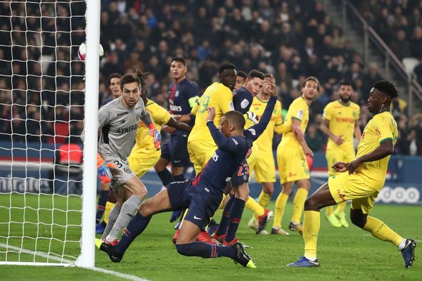 Kylian Mbappe marque pour le PSG contre le FC Nantes le 22 décembre 2018