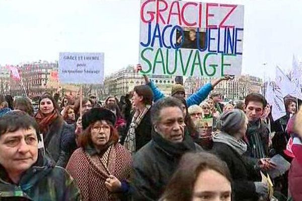 Un rassemblement s'est tenu à Paris, ce samedi 23 janvier, pour demander la grâce présidentielle pour Jacqueline Sauvage. 