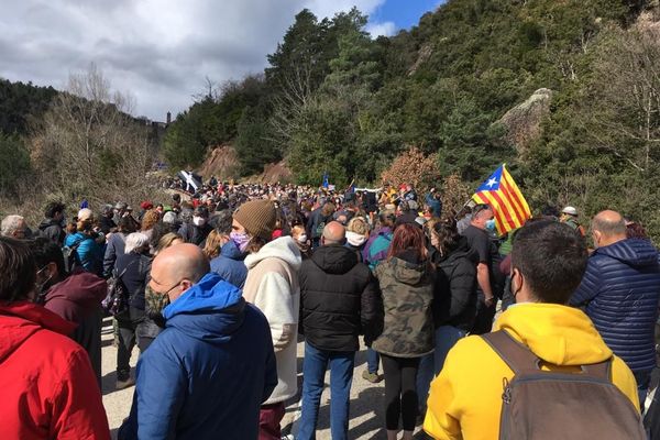 Venus des communes frontalières de Catalogne et du Vallespir, les manifestants demandent la levée du blocus qui les paralyse.