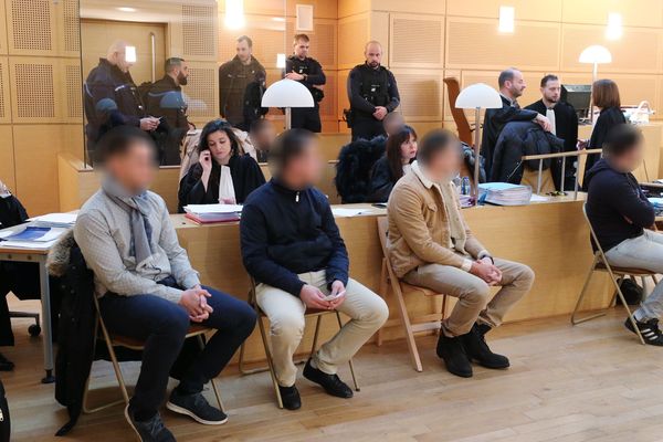 Six hommes étaient jugés aux assises du Doubs pour meurtre et complicité de meurtre d'un vigile d'une discothèque en avril 2017 à Besançon. 