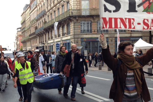 A Toulouse, l'arrivée du canoé