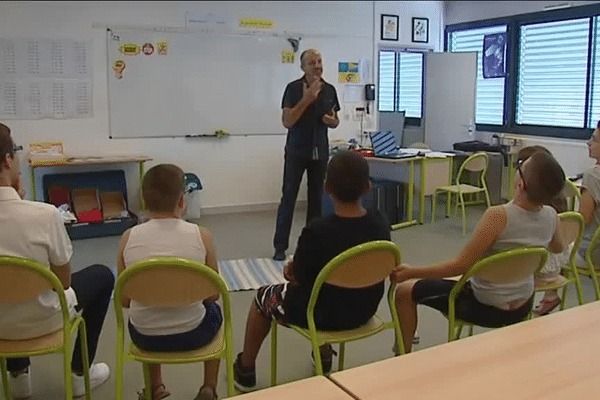 Opération "école ouverte" dans un collège lyonnais - 27/8/15