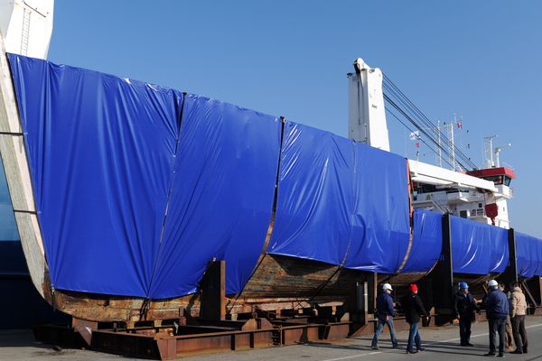 La Calypso, le 14 mars 2016, à Concarneau avant son départ pour la Turquie où elle doit être rénovée.