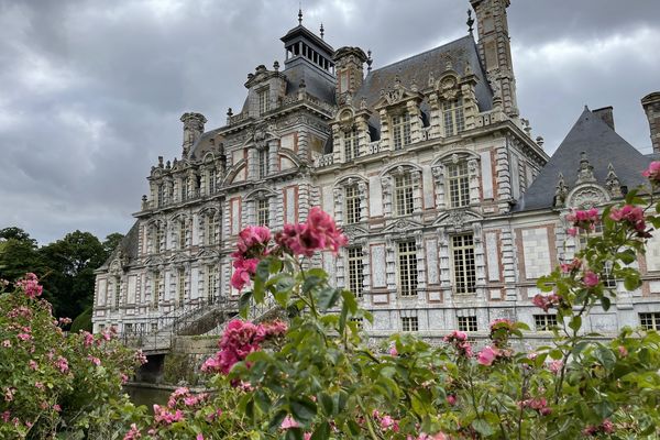 Château de Beaumesnil en Normandie