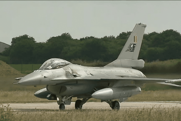 Plus d'une cinquantaine d'avions et hélicoptères de combat sont présents sur la base aéronautique navale de Landivisiau pour le NATO Tiger meet.