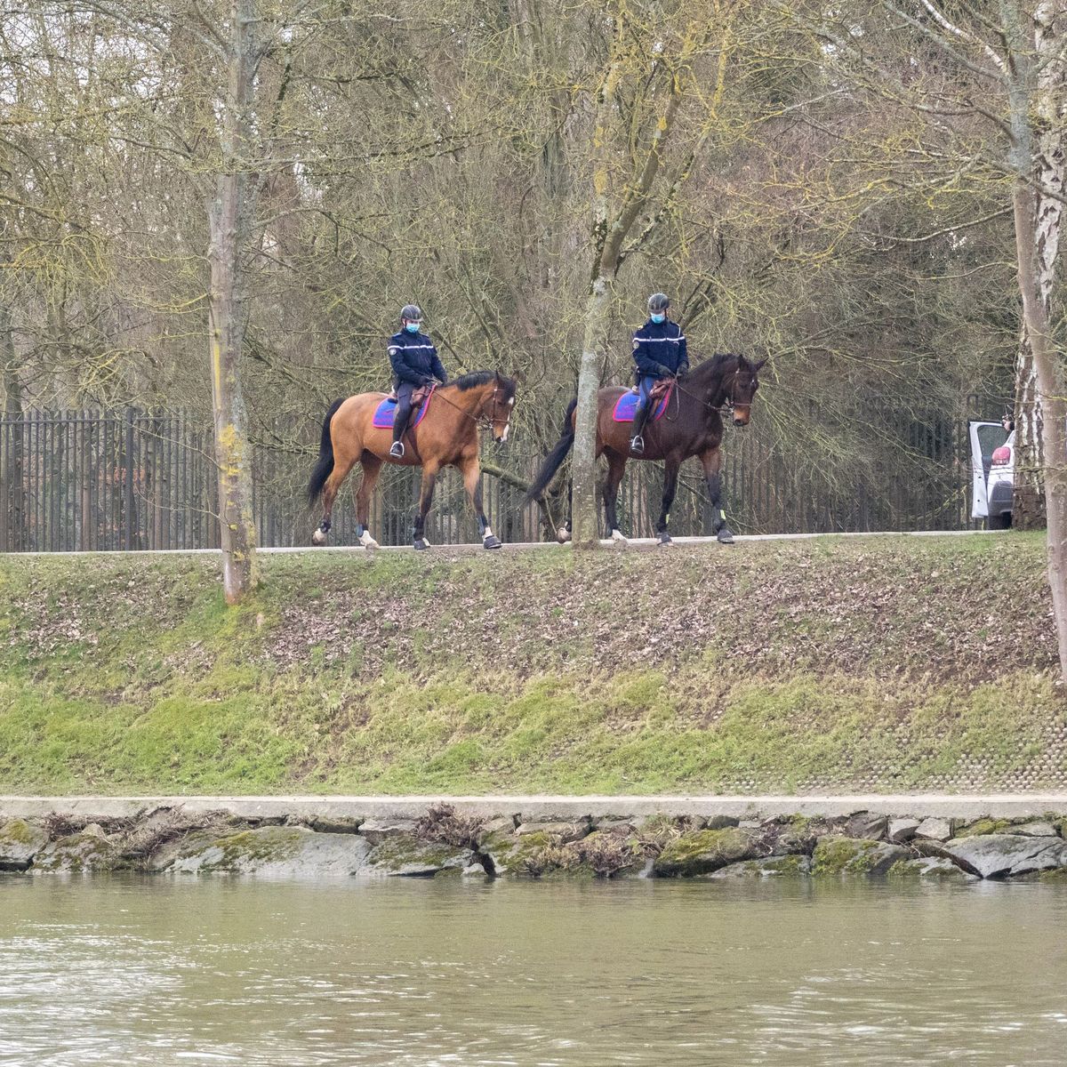 Disparition D Une Joggeuse A Mery Sur Oise Le Corps De La Femme Retrouve Dans La Seine