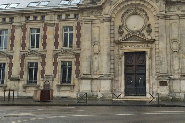 Palais de justice d'Evreux