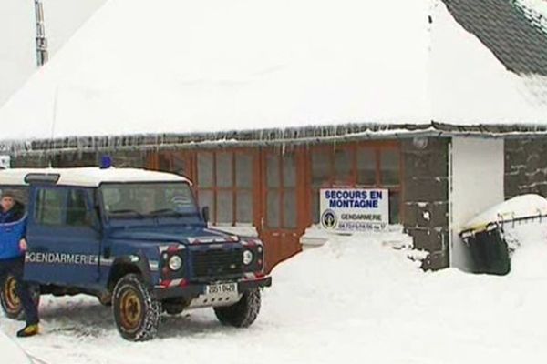 Dans les stations les pisteurs déclenchent des avalanches depuis 3 jours