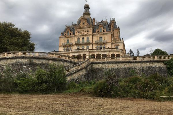 Le château et le parc d'Aubiry à Céret dans les Pyrénées-Orientales - 