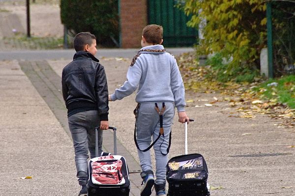 La lutte contre le décrochage scolaire commence à porter ses fruits, mais pas dans la région 