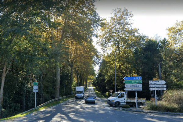 C'est à ce croisement qu'a eu lieu l'accident sur la commune de Saint-Martin-de-Seignanx.