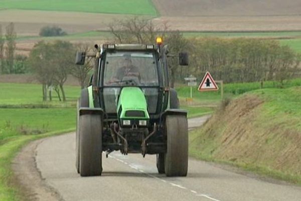 Les tracteurs cibles d'un réseau mafieux