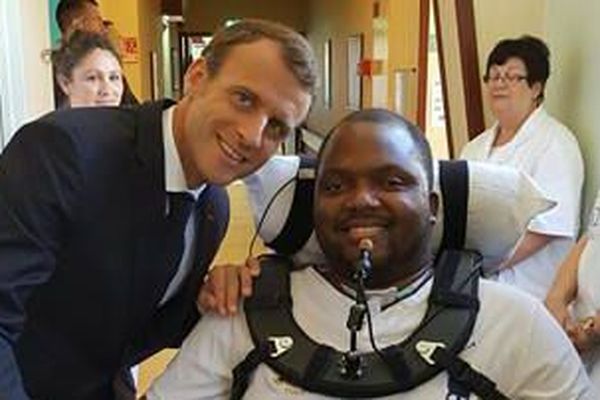 Loïc Liber avec Emmanuel Macron