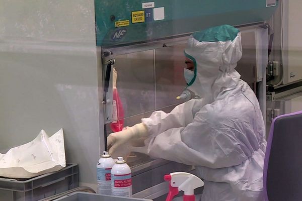 La production des bio-médicaments au CHRU de Nancy : un savoir-faire industriel de haut niveau