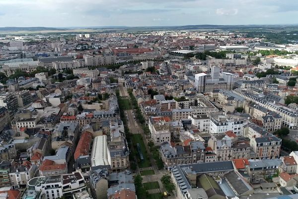 Les électeurs rémois ont une nouvelle fois placé Emmanuel Macron en tête au premier tour de l'élection présidentielle.