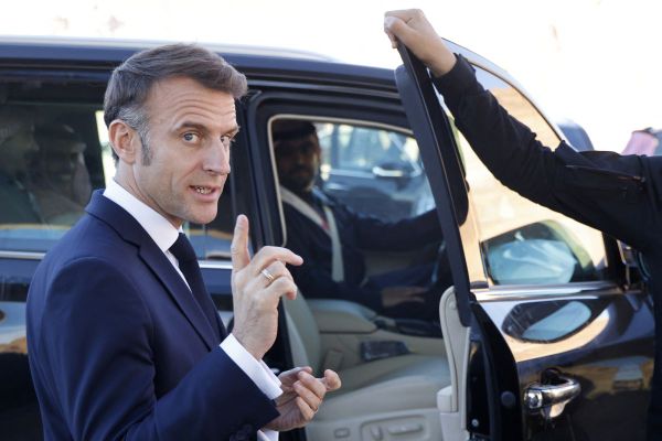 Emmanuel Macron doit s'exprimer ce jeudi 5 décembre à 20 heures à la télévision.