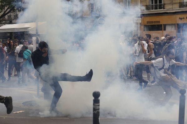 Des incidents en marge de la "Marée populaire", à Paris, le 26 mai 2018.