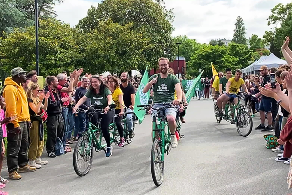 Le départ du Tour Alternatiba 2024 s'est fait du quartier des Dervallières à Nantes ce dimanche 2 juin.