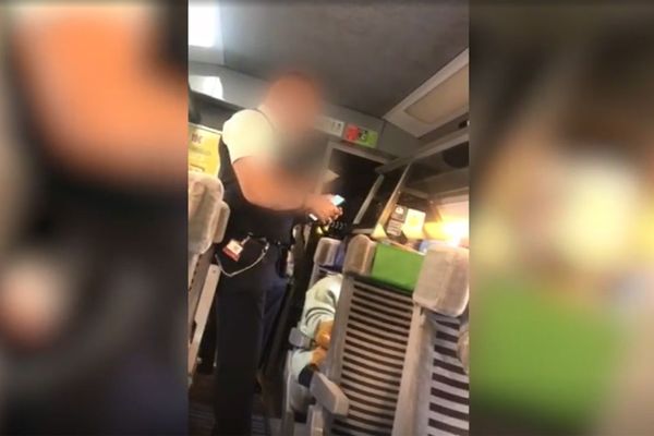 Une image extraite de la vidéo filmée dans un train IZY Paris-Bruxelles