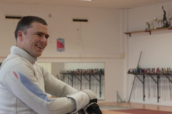 Ludovic Lemoine, escrimeur paralympique, en route vers les JO.