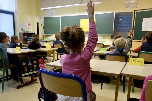 Il n’y aura pas de changement dans les rythmes scolaires pour les élèves des écoles de Clermont-Ferrand. La ville a annoncé, mardi 12 décembre, qu’elle maintenait la semaine de 4,5 jours. Photo d'illustration).