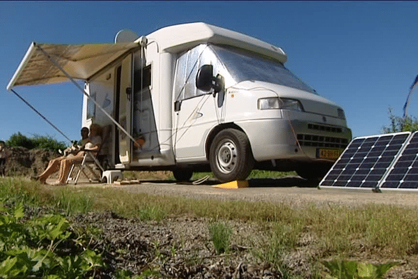 Des camping-caristes sont en Limousin depuis le week-end des 2 et 3 juillet afin d'avoir les meilleures places pour voir les oureurs du Tour