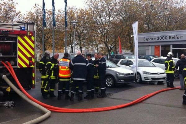 L'espace 3000 a pris feu vers 12h30.