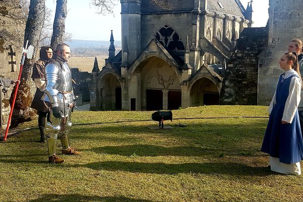 Vaucouleurs-en-Meuse près de Domrémy fête le 590ème anniversaire du départ de Jeanne d’Arc 