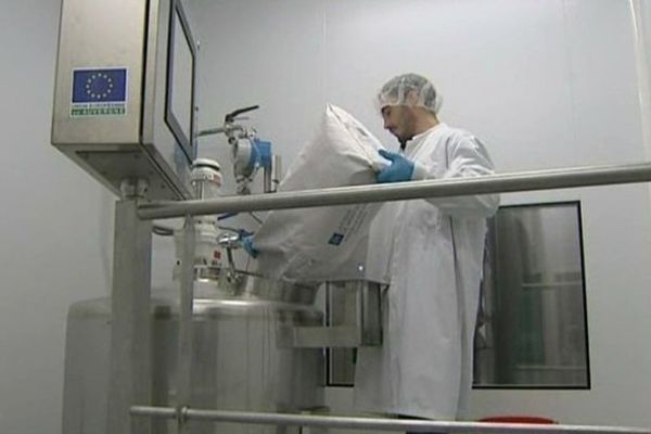 Cette nouvelle ligne de production va permettre aux laboratoires pharmaceutiques Lyocentre, producteurs de probiotiques, de consolider leur implantation sur le territoire cantalien.