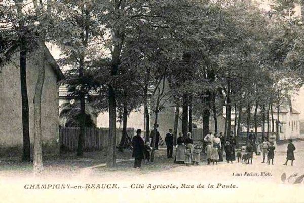 Champigny-en-Beauce rue de la poste