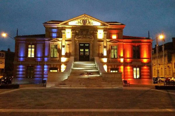 La façade de la mairie de Lavaur