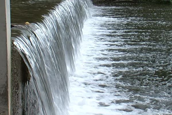 Ecologie Au Secours De L Eau Precieuse