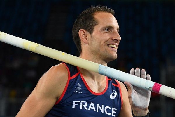 Renaud Lavillenie pendant les phases de qualifications aux Jeux Olympiques de Rio 2016.