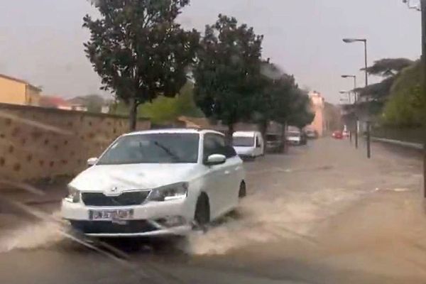 Thuir (Pyrénées-Orientales) - les fortes pluies provoquent l'inondation des routes - 12 septembre 2023.
