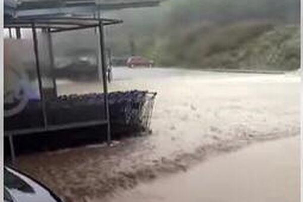 La commune de Saint-Céré dans le Lot a été inondée après de fortes précipitations.