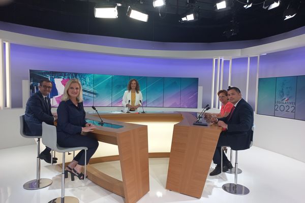 Aurélie Renard a interrogé Christophe Choserot (Ensemble !LREM), Valérie Debord (Les Républicains), Dominique Bilde (RN, candidate dans la 4è circonscription de Meurthe-et-Moselle) et Bora Yilmaz (NUPES-PCF).