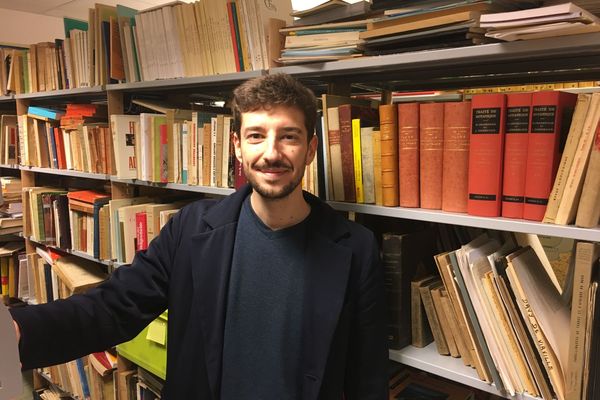 Lucas Bosseboeuf a choisi d'explorer la rade de Brest pour sa thèse et d'en retracer l'histoire écologique et sociale