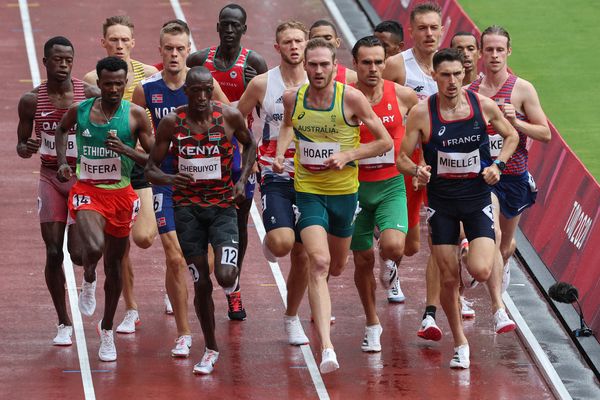 Alexis Miellet, à droite, n'ira au delà des séries du 1 500 mètres aux Jeux olympiques de Tokyo.